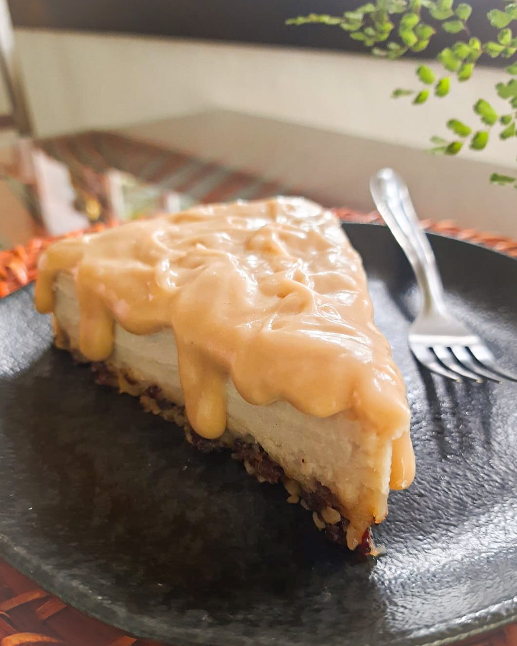 Cheesecake with caramel cream